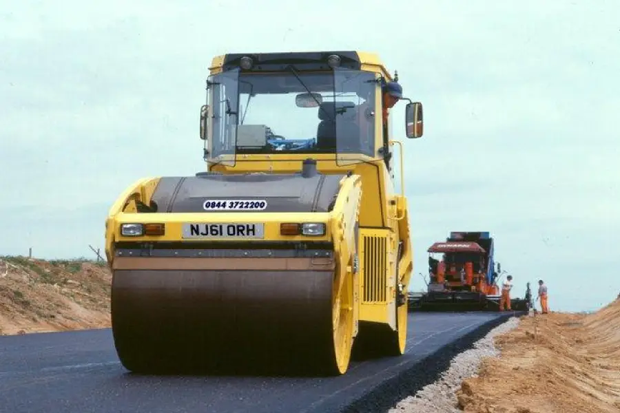 bengkel ac alat berat roller di Ngada