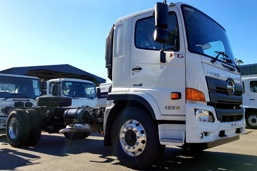 spesialis pasang ac hino fg di Bekasi