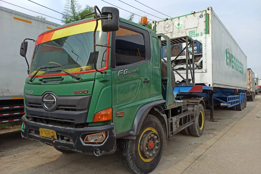 jasa pasang ac truk hino fg di Parigi Moutong