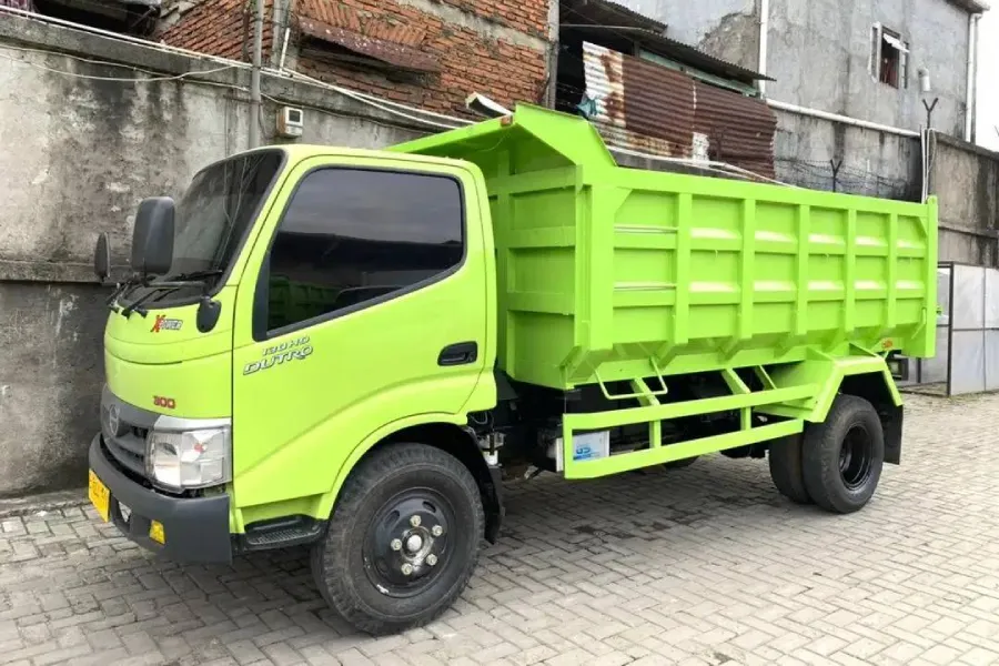 bengkel ac truk hino dutro 300 di Padang