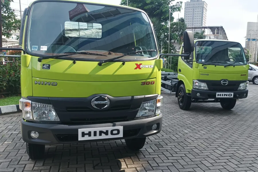 spesialis pasang ac hino 300 di Rembang